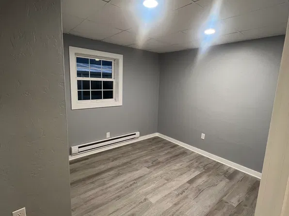 238 Oakland Ave APT 1, Greensburg, PA 15601