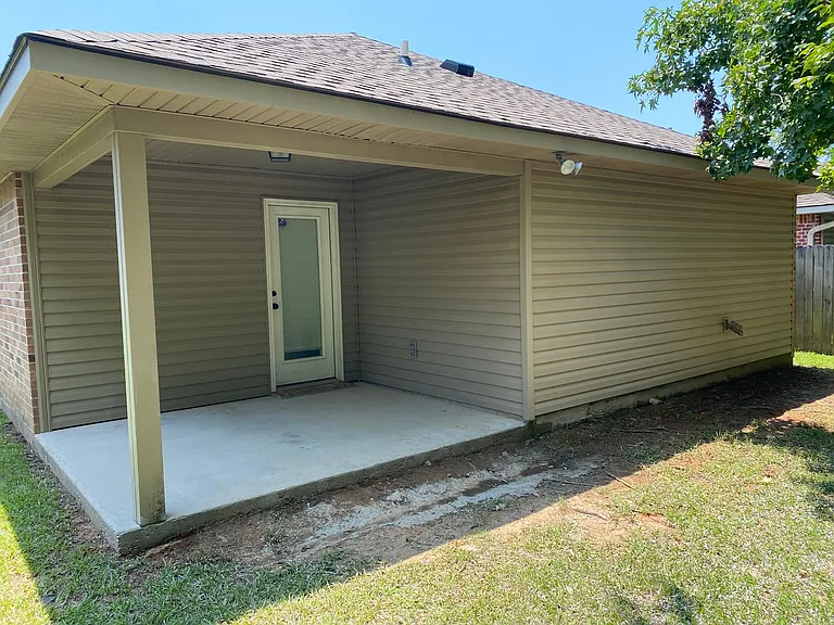 14621 Madison Ln — Photo 13
