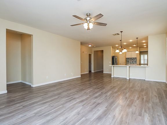 3rd image of 44320 W Eddie Way