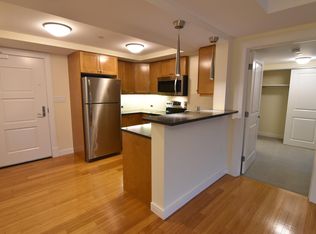 126 Park St APT 2, Brookline, MA 02446