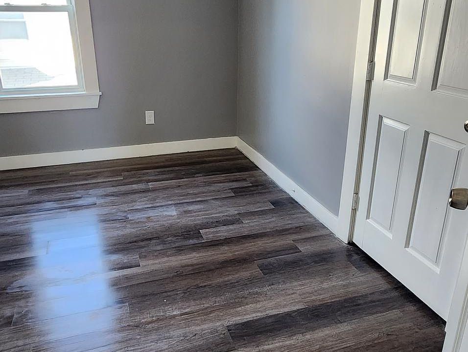 1st image of 159 4th St Floor 3