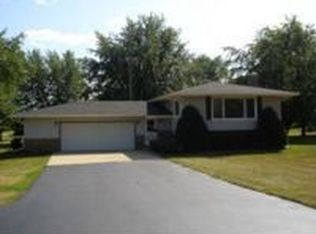 13703 91st St, Kenosha, WI 53142