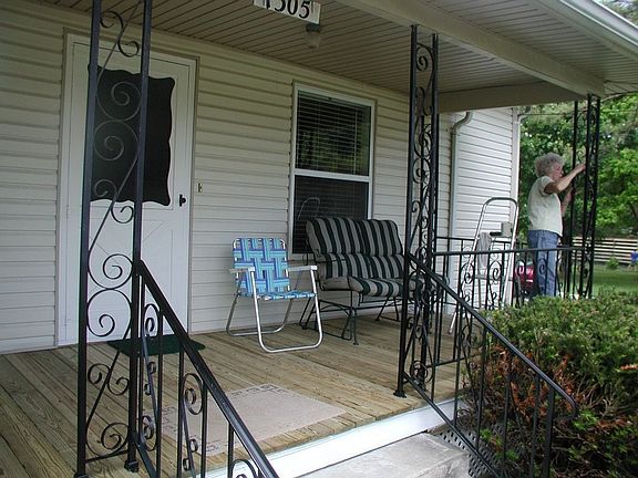 Front deck
