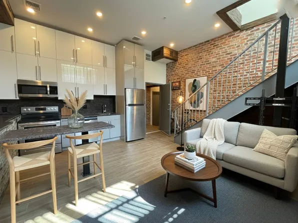 1030 Commonwealth Ave, Allston, MA