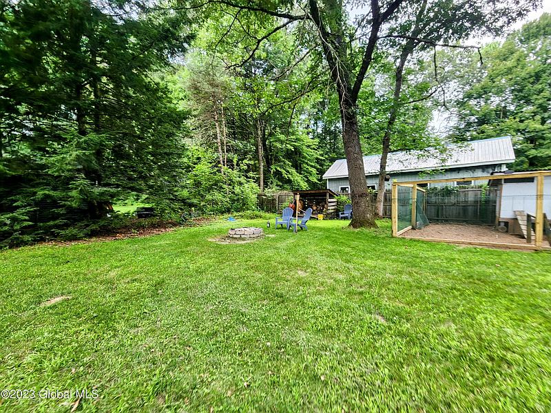 5th image of 25 Putnam Road