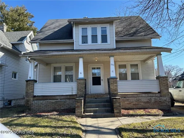 3810 Hoiles Ave, Toledo, OH 43612