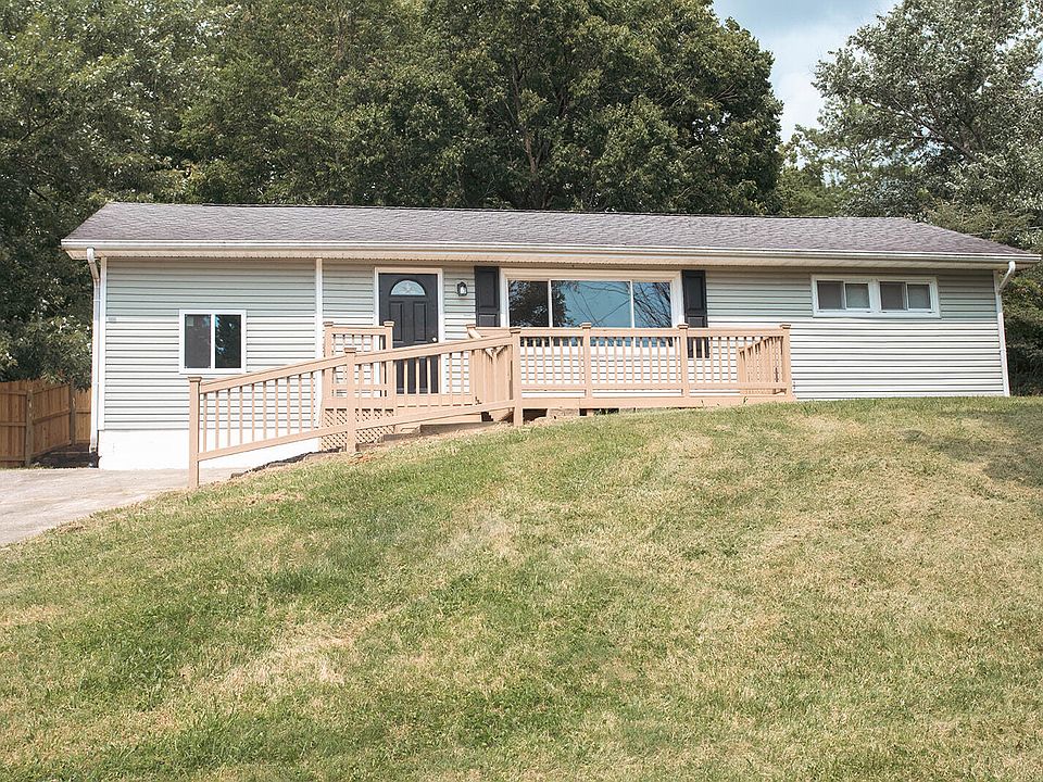 1st image of 38 Mackay Ave