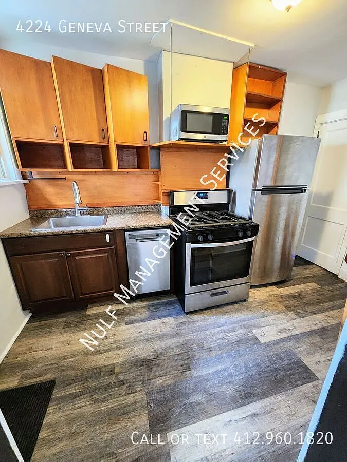 2 bed, 1 bath + bonus room in Lawrenceville — Photo 1