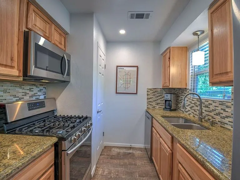 6605 Clubway Ln — Photo 12