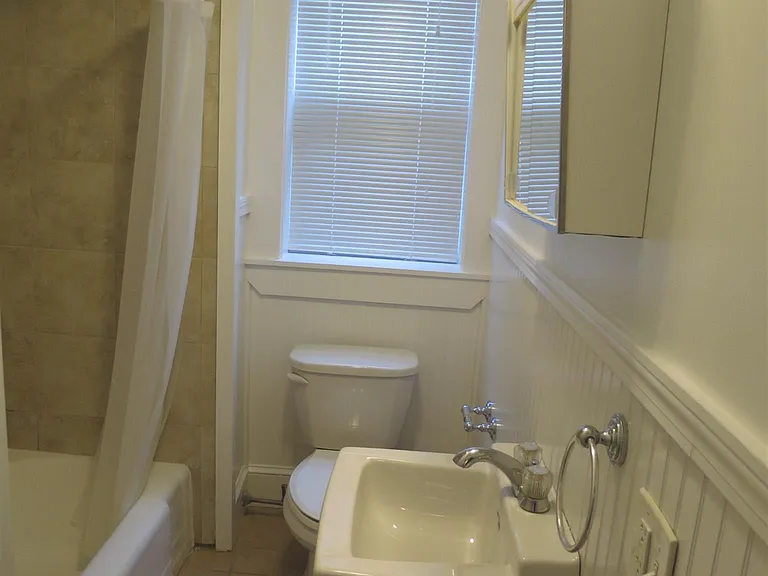 2 Central St #1 — Photo 8