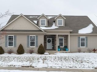 342 Baker St, Manchester, MI 48158