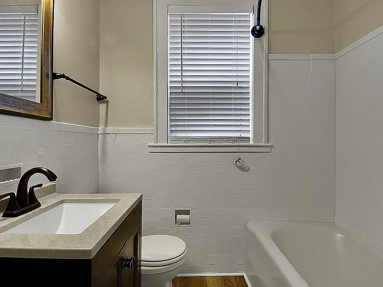 (801) 7009 Amherst Ave — Photo 9