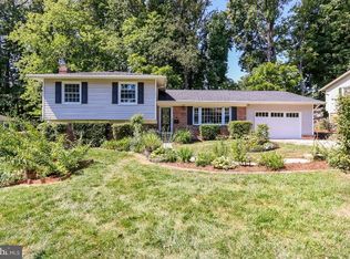 6316 Charnwood St, Springfield, VA 22152