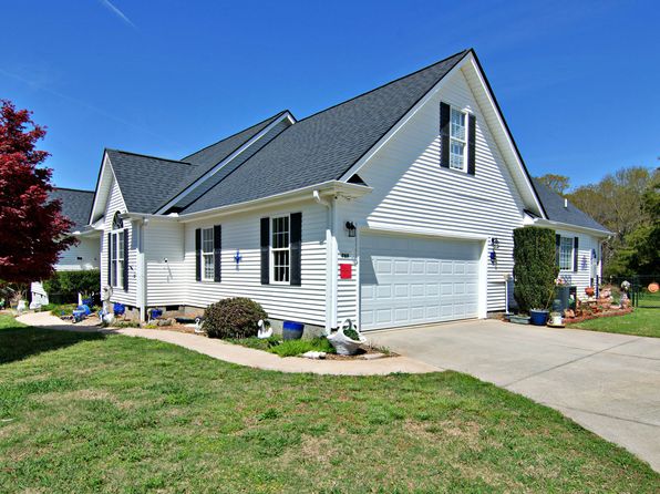 707 Tall Oak Trl, Seneca, SC 29678