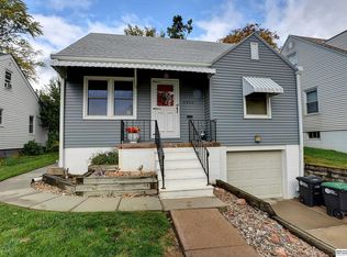 6456 William St, Omaha, NE 68106
