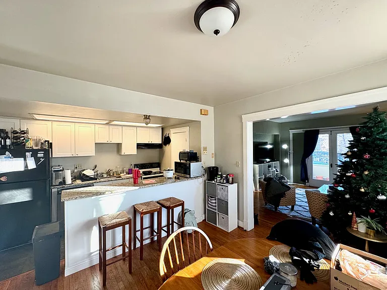 Nixon St. Apartments — Photo 42