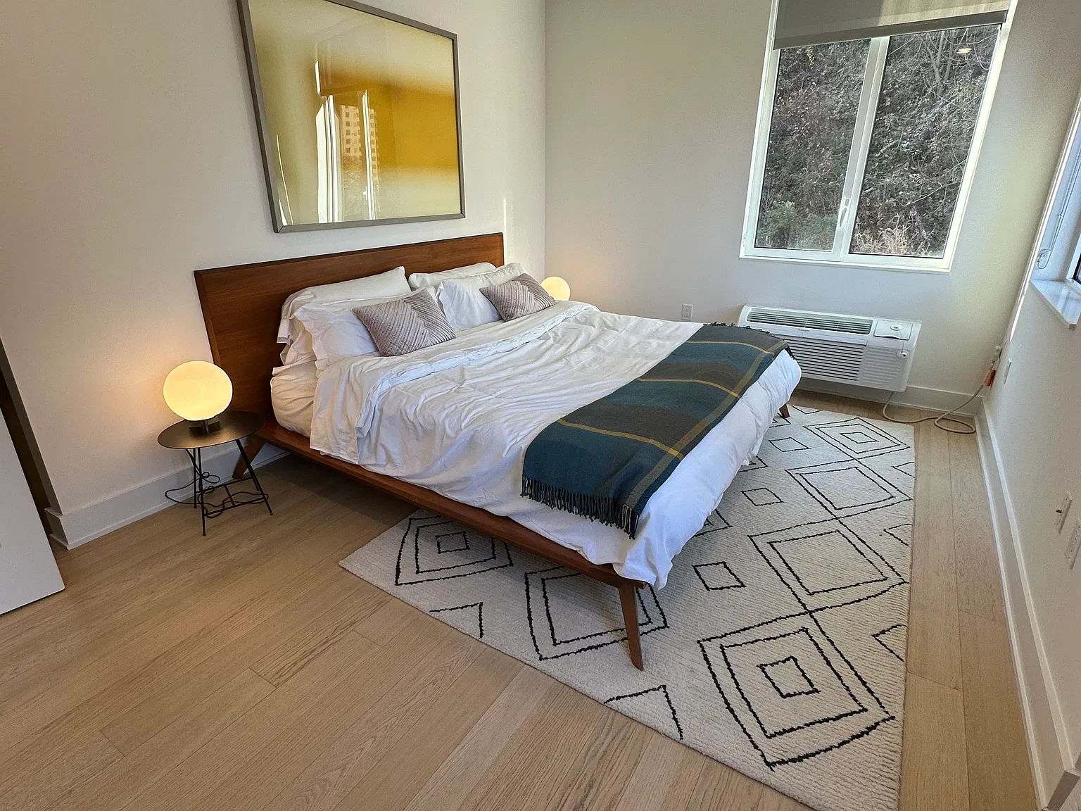 2 bed, 1200 sqft, $3,795 — Photo 3