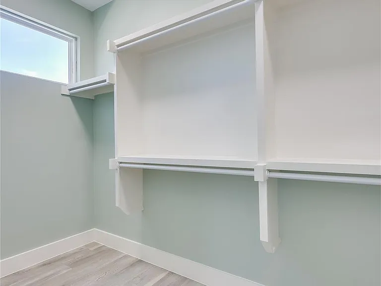 20502 Bonanza St #2 — Photo 7