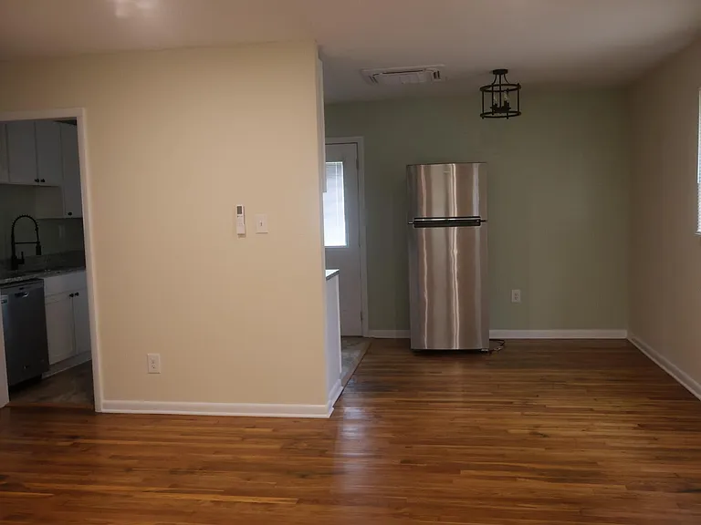 101 Stanley Dr — Photo 5