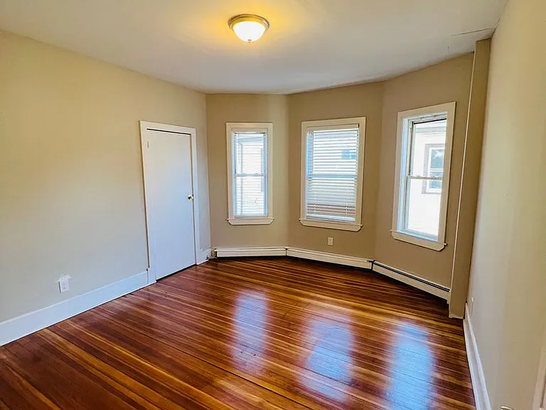 10 Westcott St #2 — Photo 4