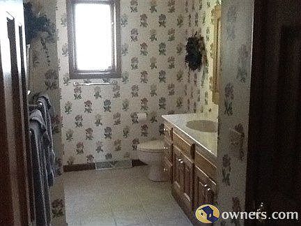 2nd Bathroom