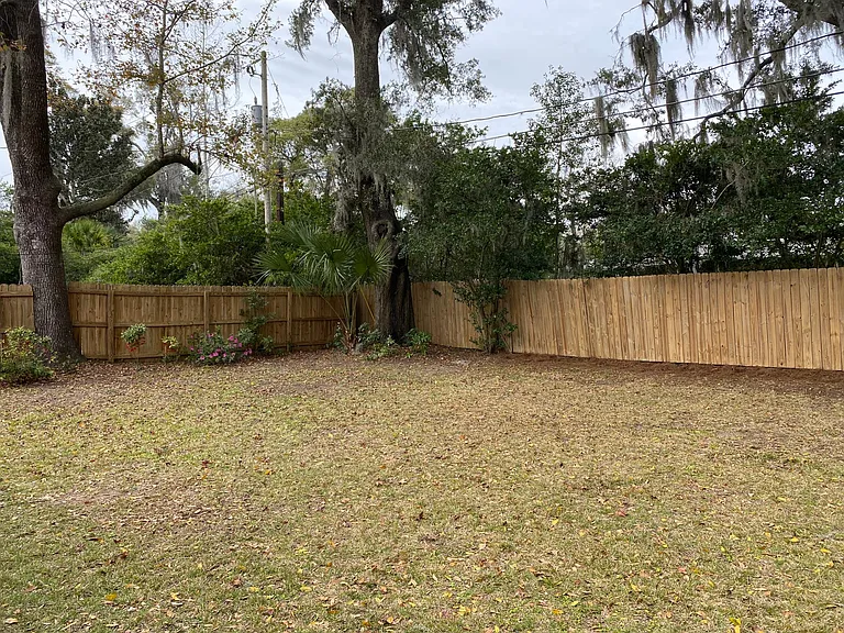2034 NW 7th Ln — Photo 30