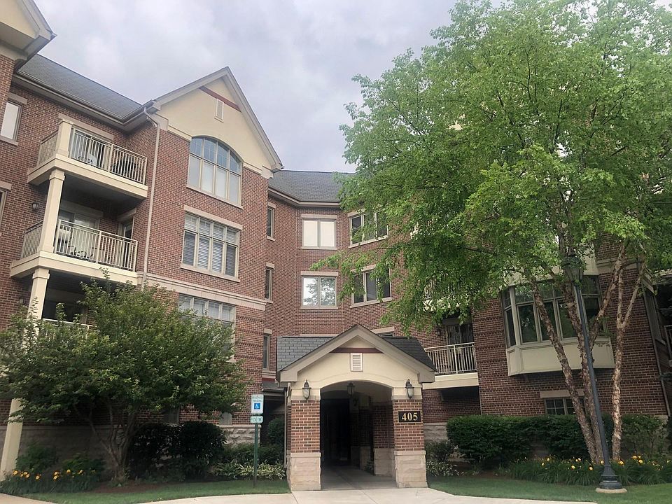 1st image of 405 Village Grn Unit 401