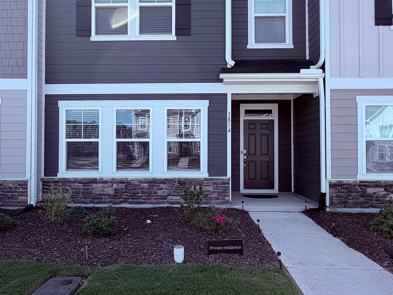 3 bed, 2.5 bath, 1931 sqft, $2,245 — Photo 1
