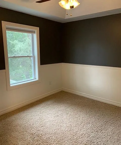 218 N Washington Ave — Photo 24