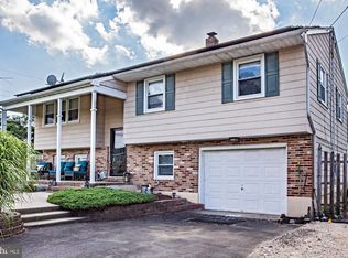 183 Salem Dr, Pennsville, NJ 08070