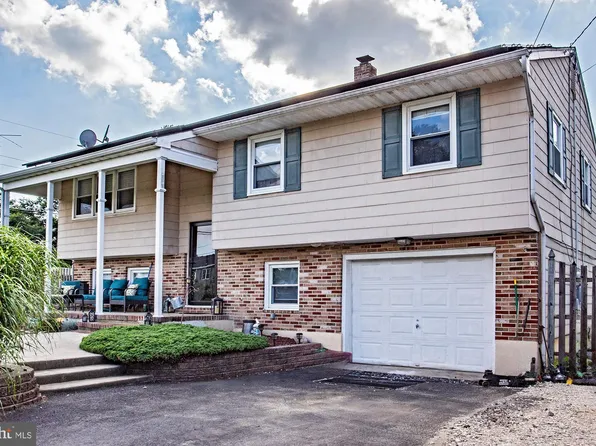183 Salem Dr, Pennsville, NJ 08070