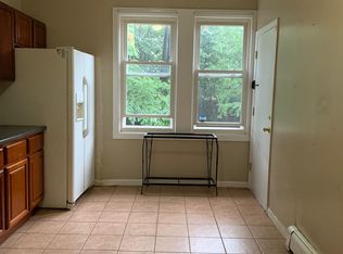 566 Broadway #1, Newark, NJ 07104