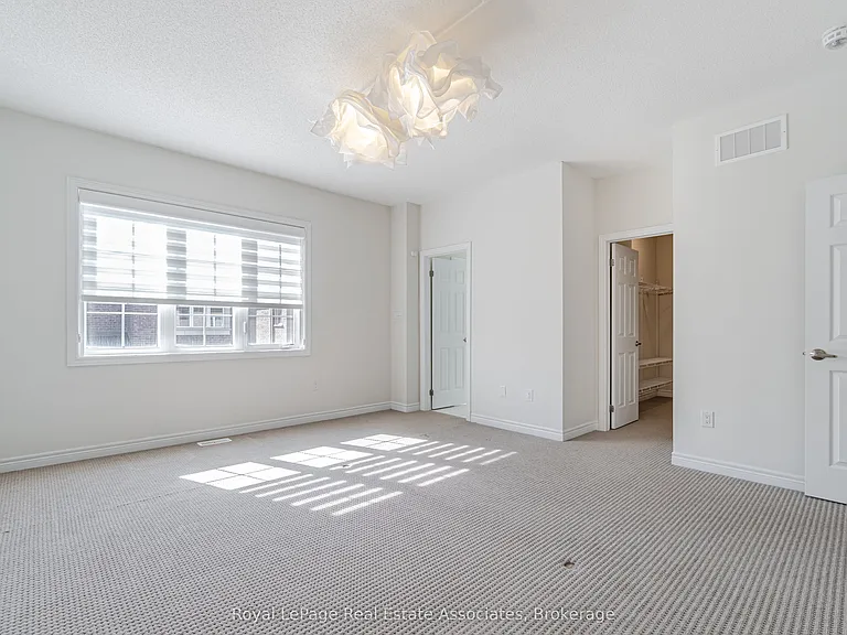 3172 Ernest Appelbe Blvd — Photo 19