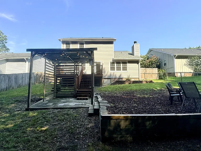 6439 Applewhite Rd — Photo 11