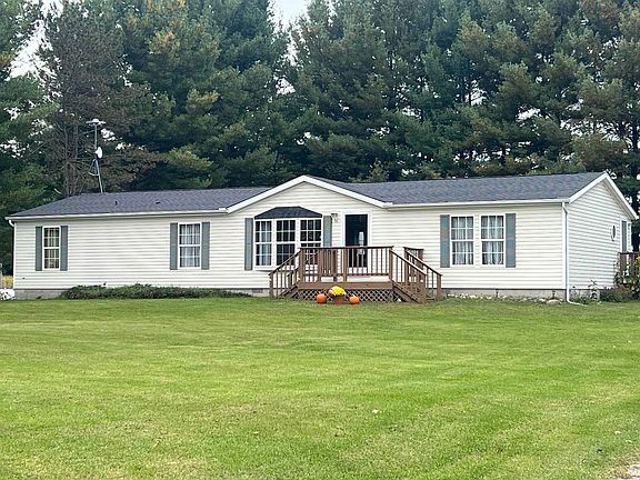 3rd image of 3068 Riley Rd