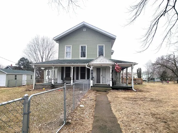 538 Ohio St, Darlington, WI 53530