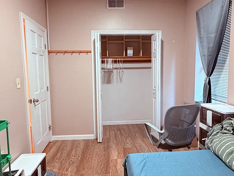 65 Hemenway St #6 — Photo 10