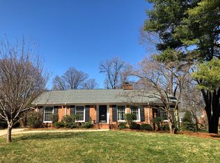 2800 Northampton Dr, Greensboro, NC 27408