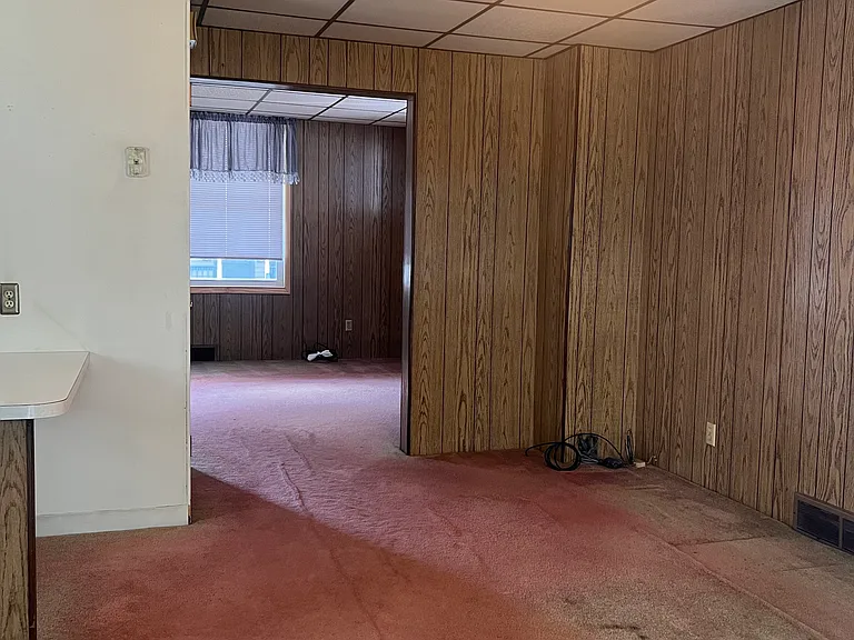 323 School St — Photo 5