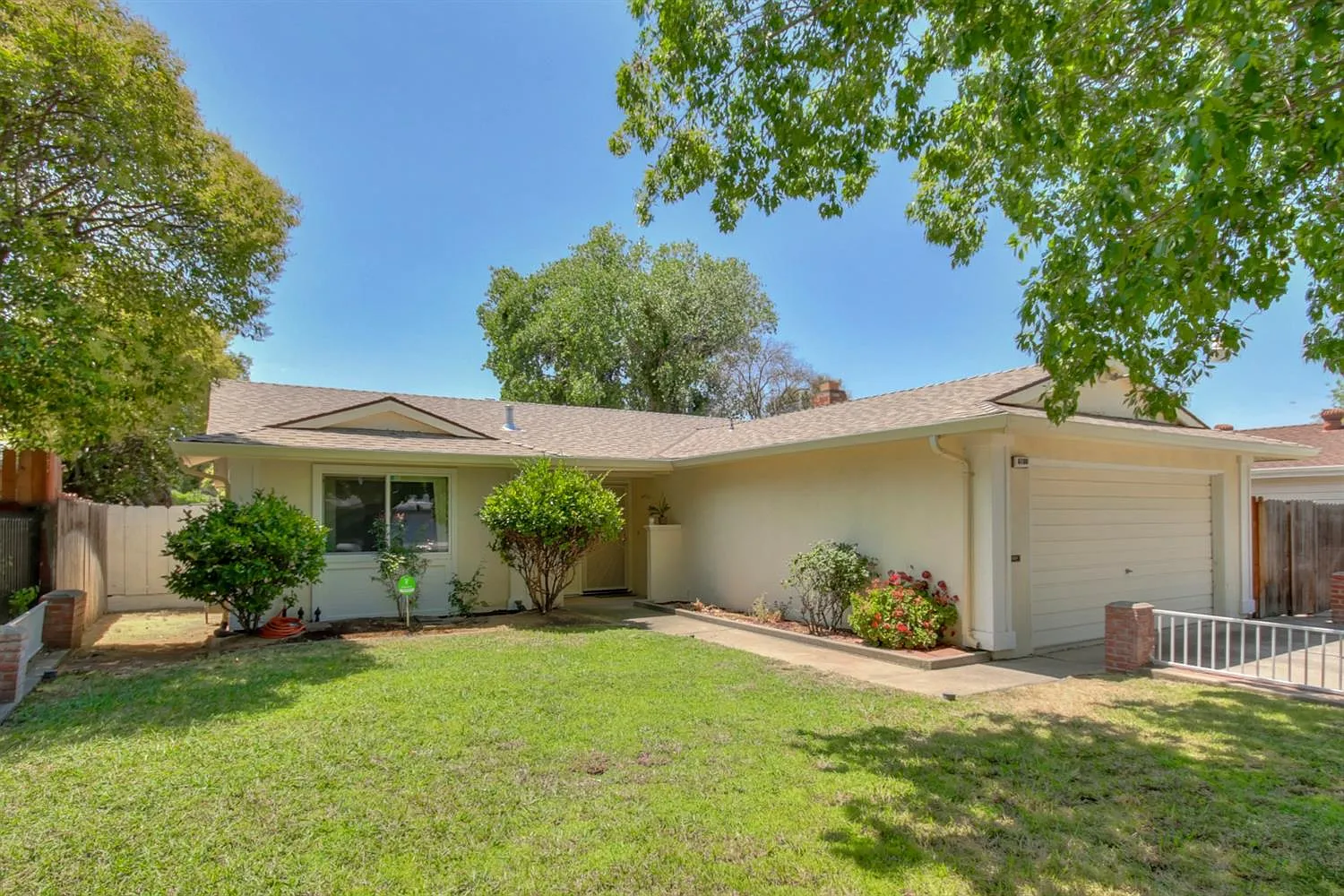 6180 Heath Way photo 1