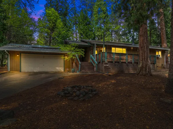 5861 Lupin Ln, Pollock Pines, CA 95726