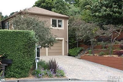 2nd image of 8 Corte Palos Verdes