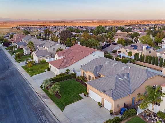 3rd image of 42258 Sunnyslope Dr
