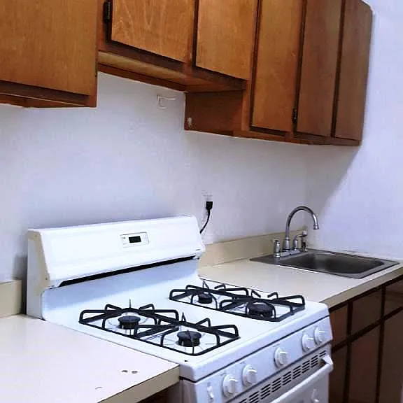 180 Claremont Ave #66 — Photo 12