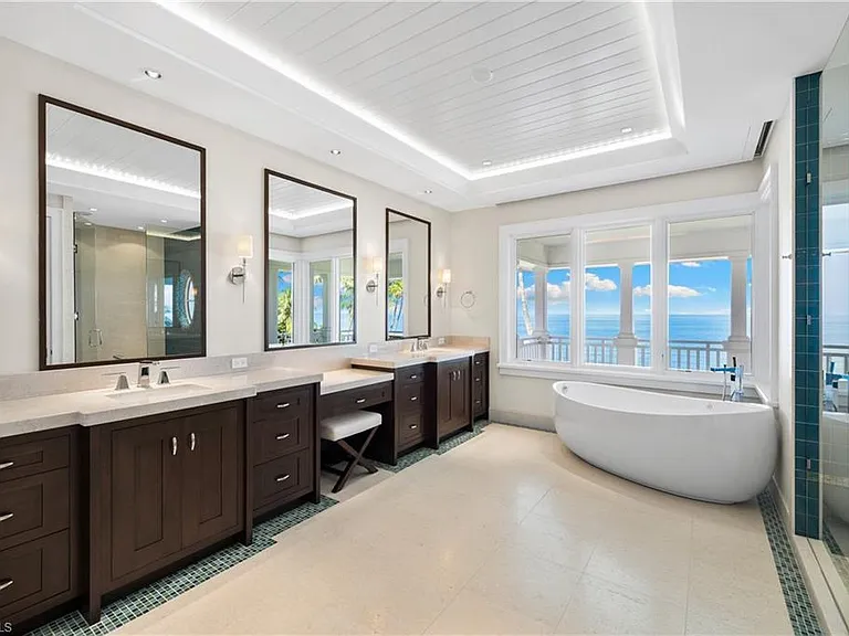 1270 Gulf Shore Blvd S — Photo 18