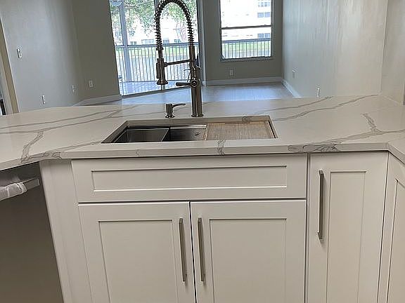 3rd image of 7833 Granville Dr #204