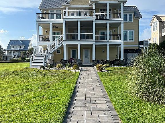 2nd image of 36 Sailview Dr