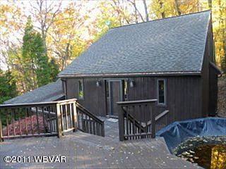 2nd image of 543 Clinton St