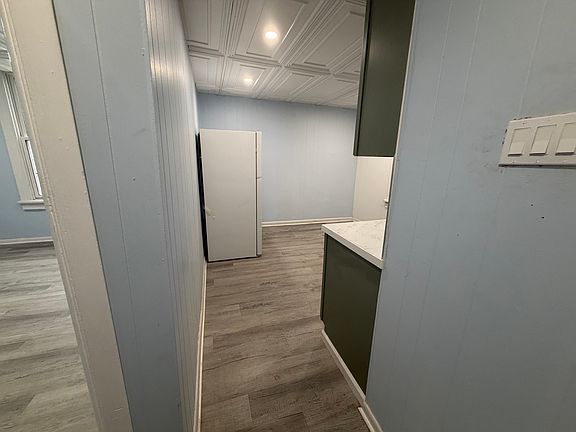 4th image of 92 Carey Ave #4B