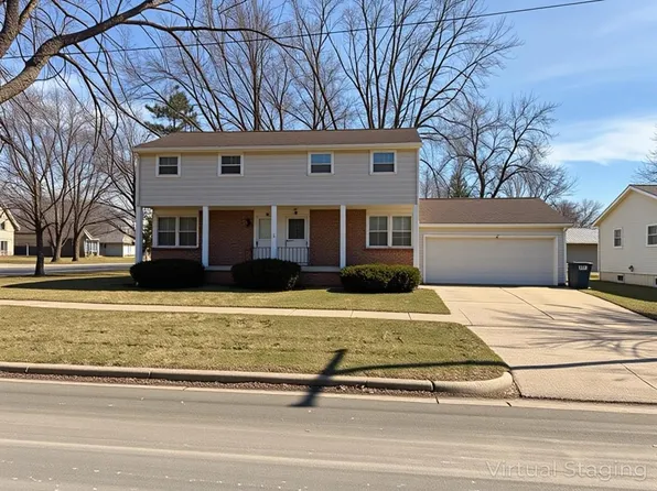 16 NW 3rd St, Adams, MN 55909